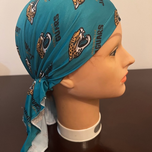New Bandana Style Jacksonville Jaguars - Picture 3 of 6